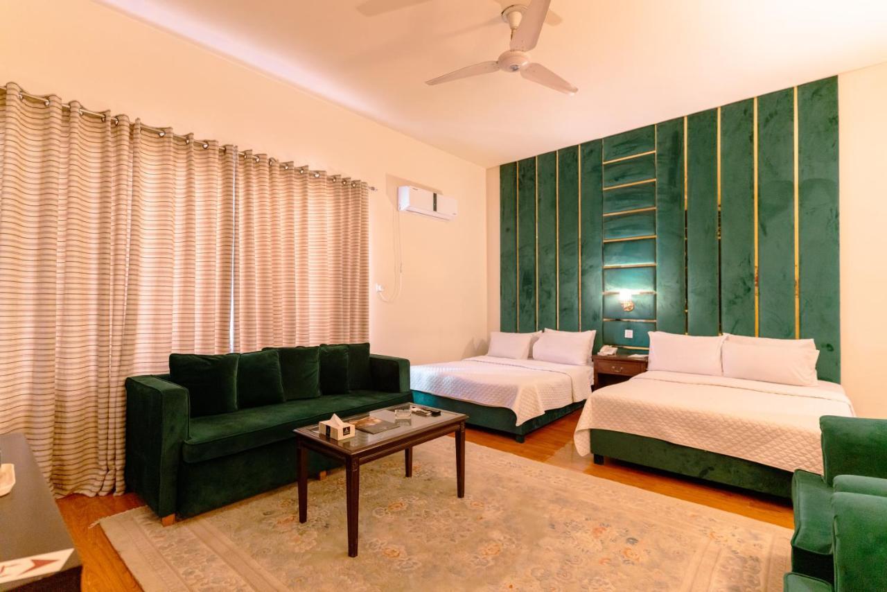 Vip House Hotel Peshawar Exterior photo